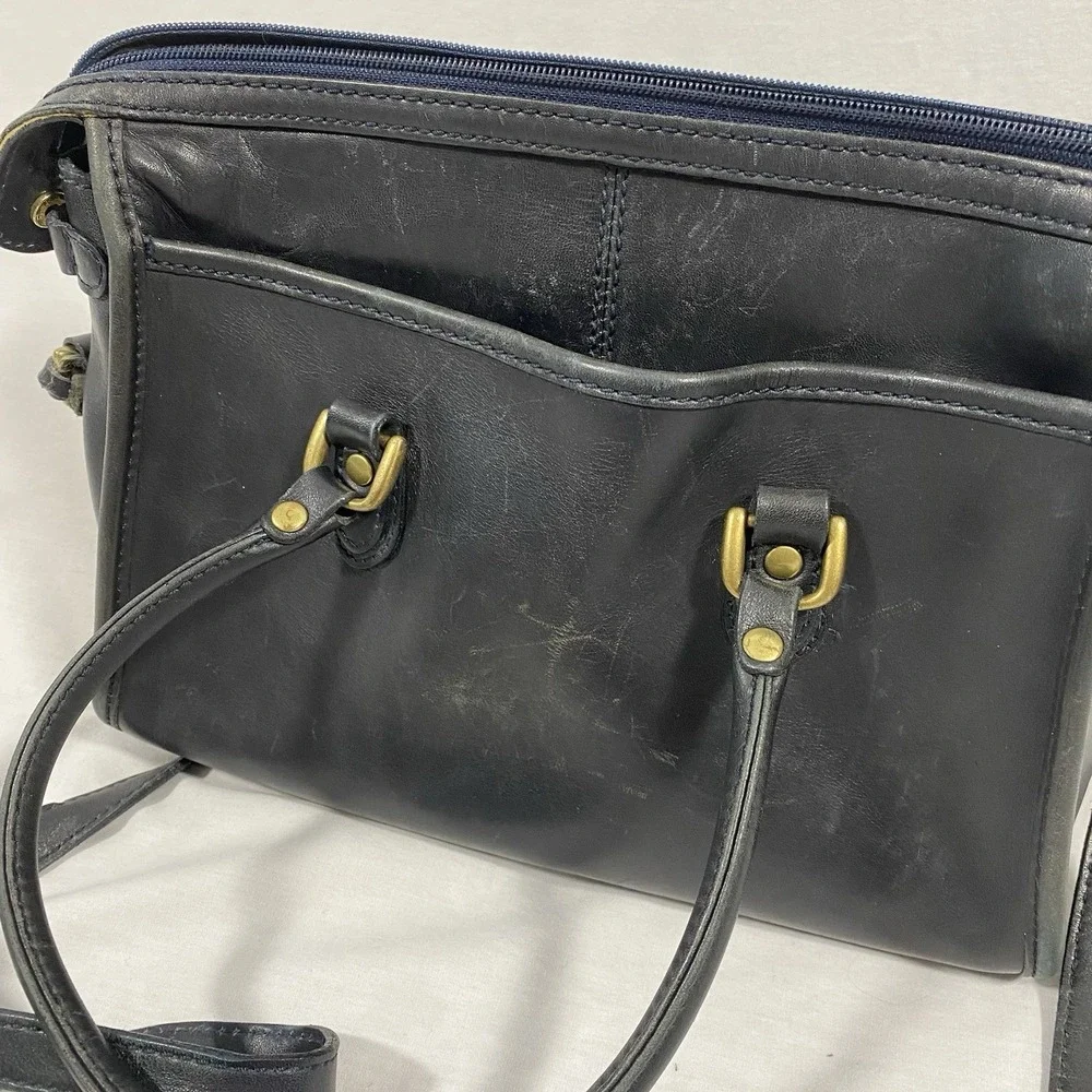 Liz Claiborne Navy Blue Vintage Leather Crossbody Handbag 90s